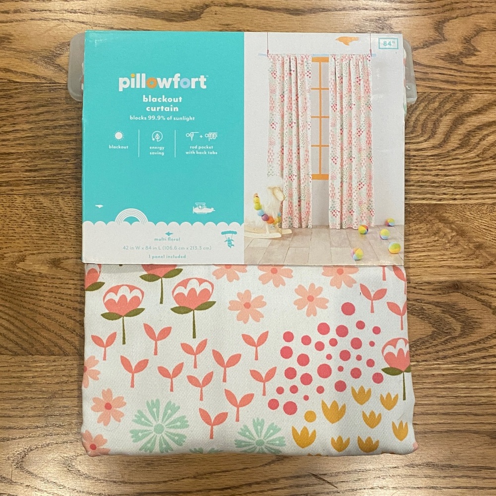 NWT NIB pillowfort girls nursery bedroom blackout curtain panel flowered